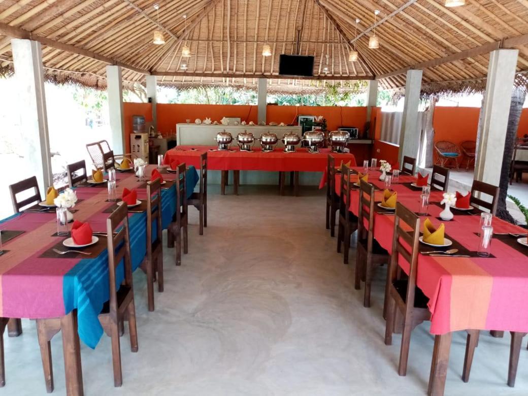 Cocodance Kitesurfing Resort Kalpitiya Exterior foto